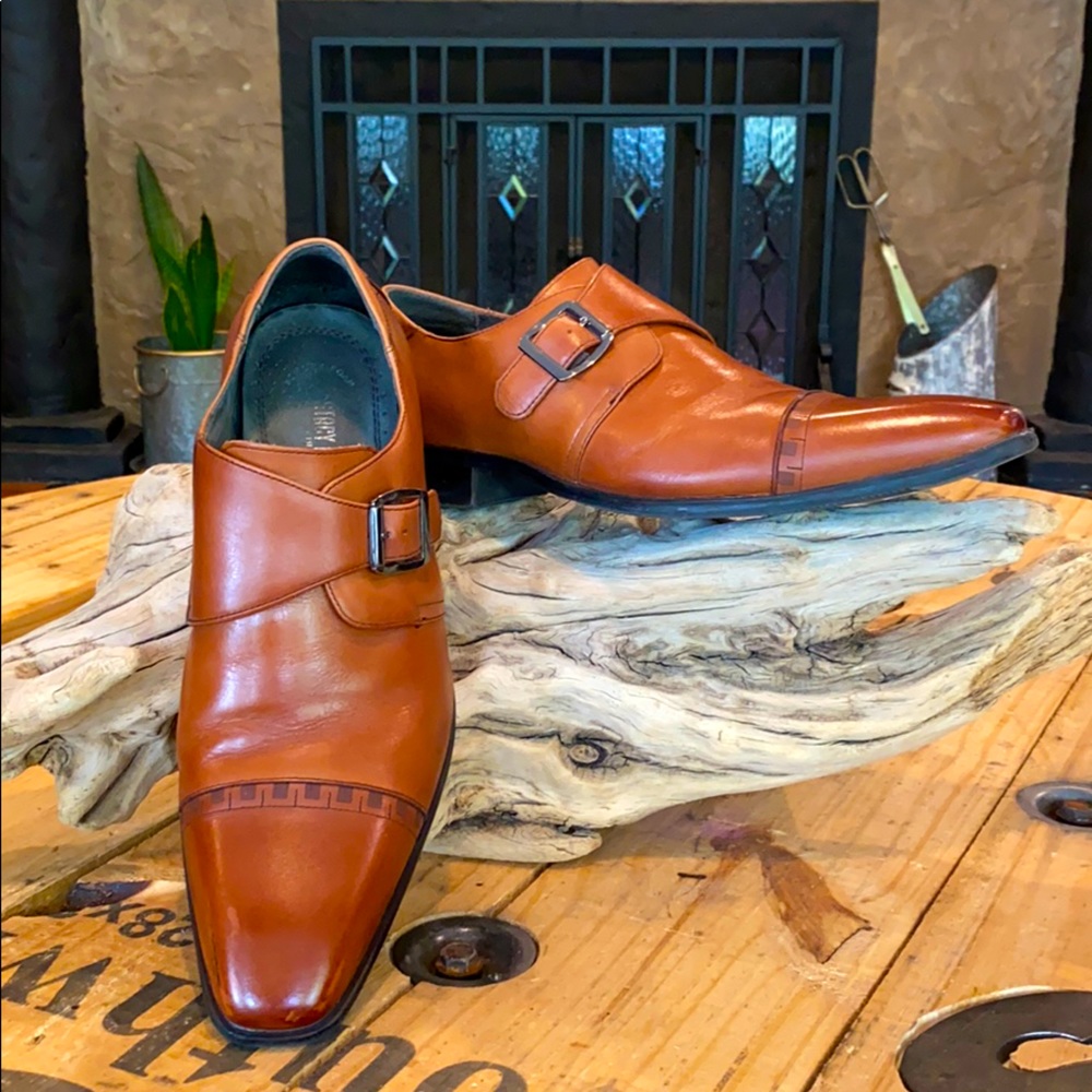 Men’s leather monk strap shoes